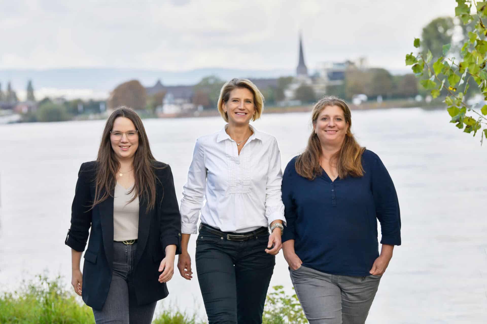 Beratung Auf Sicht Team am Mainzer Rhein
