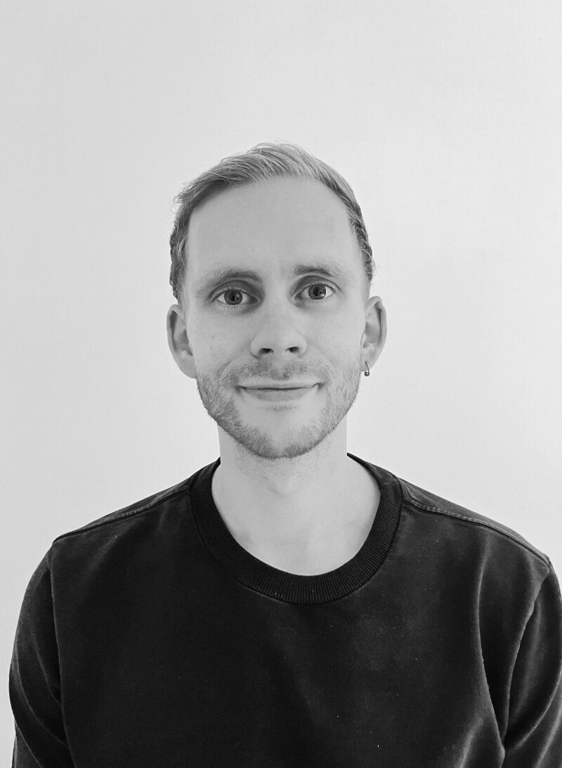 Profilbild David Hillmer schwarz weiss